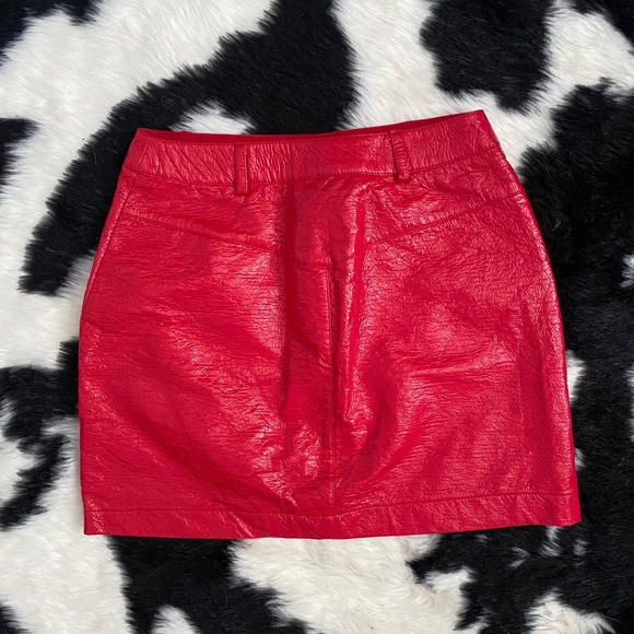 TopShop Red Vinyl Skirt - Picture 2 of 2